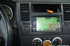 Nissan Tiida 04
