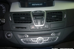 Renault Laguna (II) 01