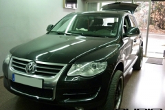 Volkswagen Touareg 01
